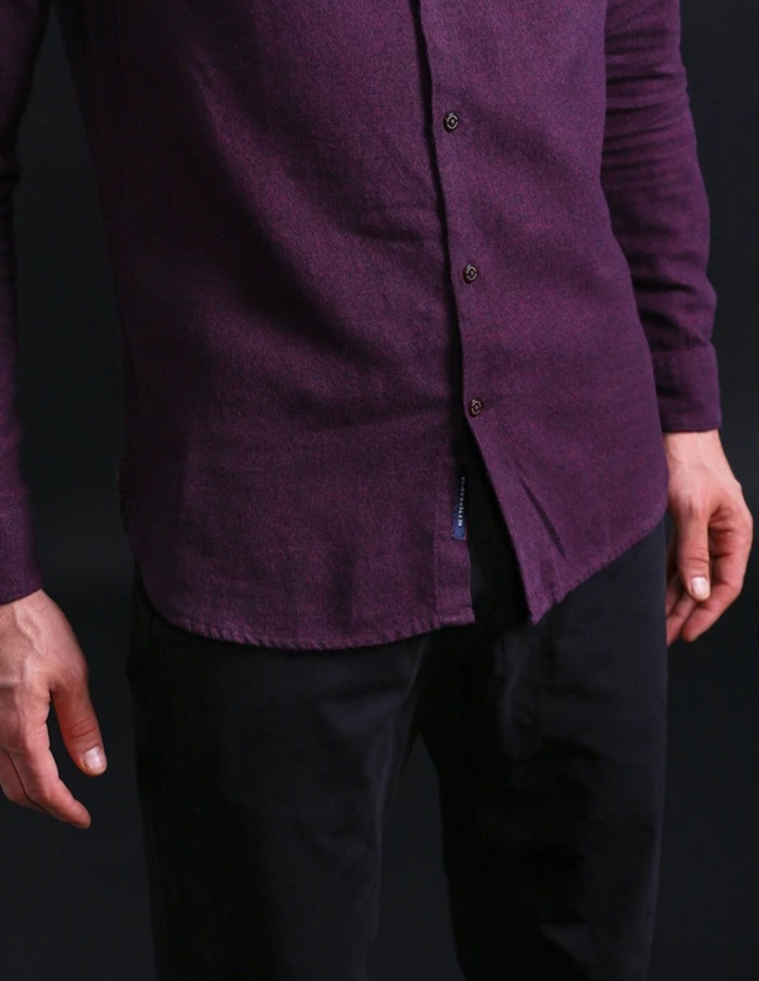 Men slim fit Solid button down collar casual shirt - Image 4