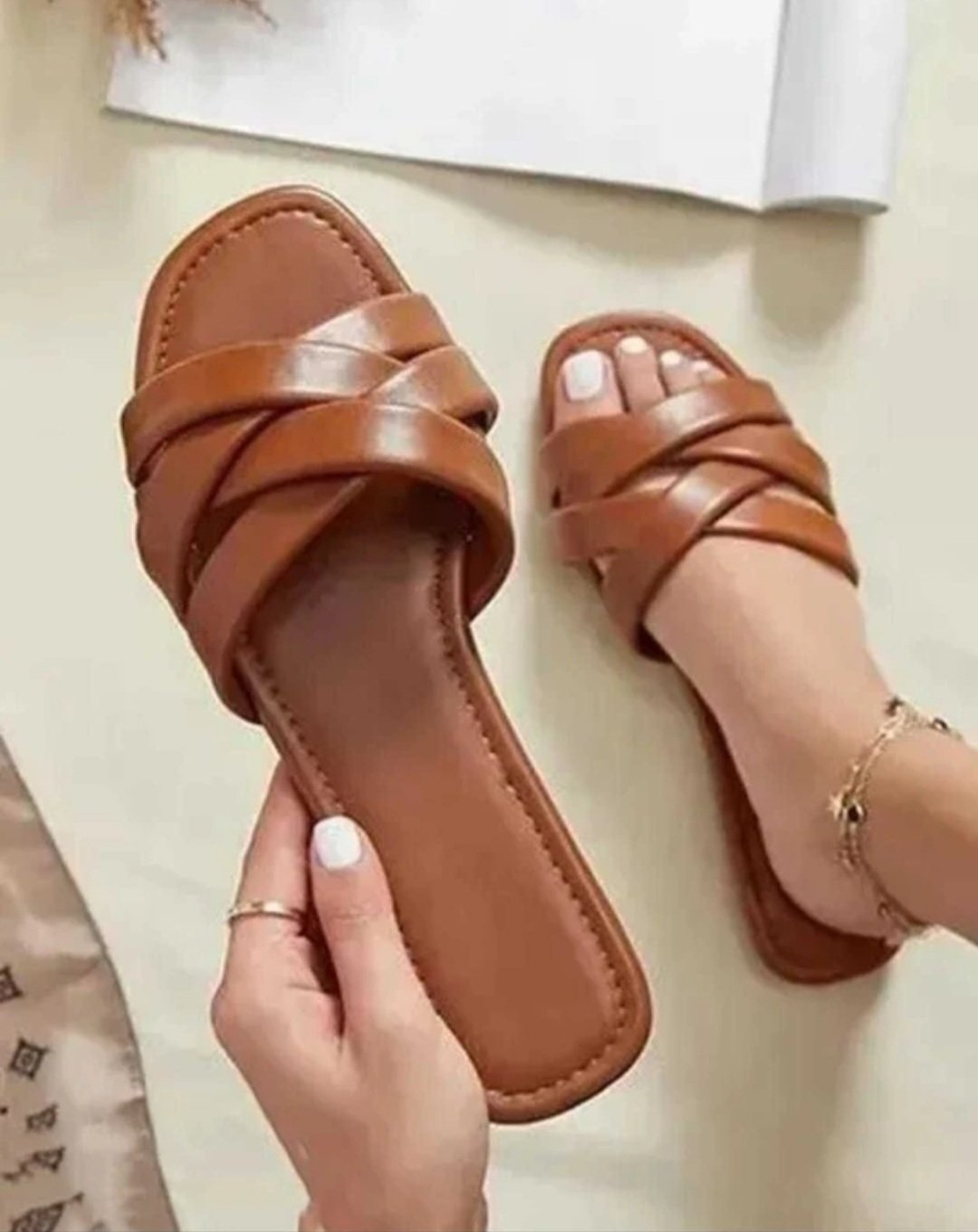 Women flats sandal - Image 4