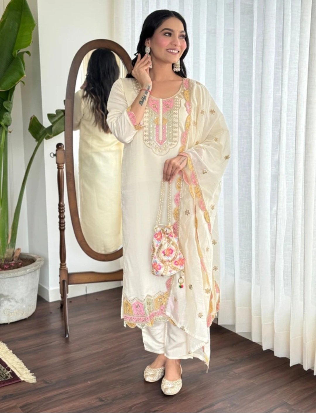 Embroidered kurta trouser pant and Dupatta set